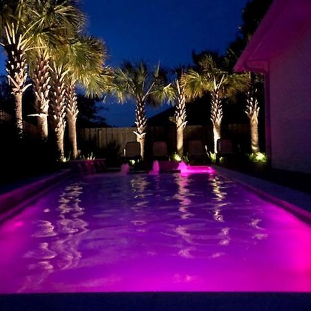Beautiful Pet Friendly Home! Tropical Pool, Optional Golf Cart & Pool Heat, Minutes To Beach 데스틴 외부 사진