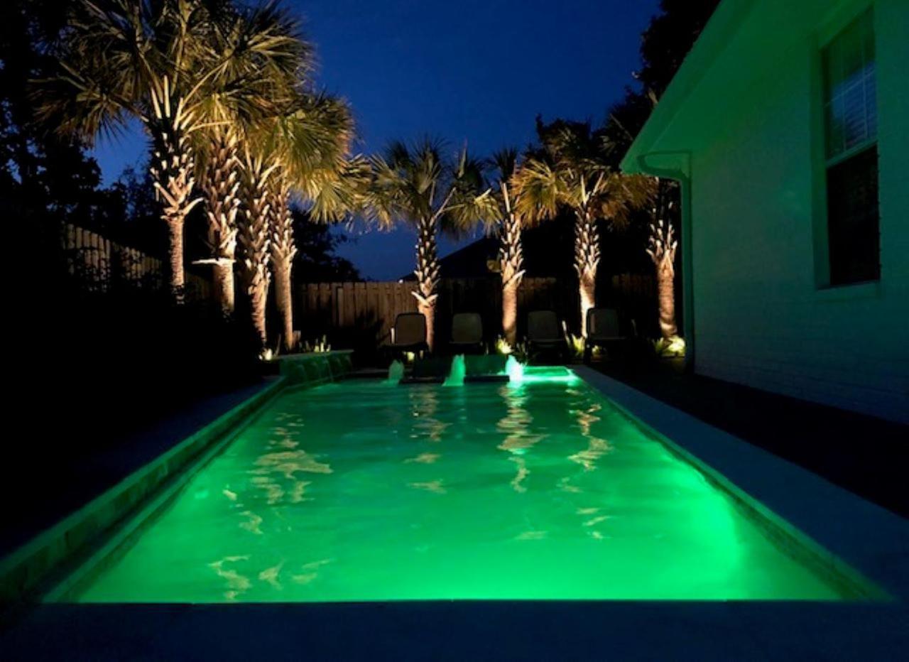 Beautiful Pet Friendly Home! Tropical Pool, Optional Golf Cart & Pool Heat, Minutes To Beach 데스틴 외부 사진