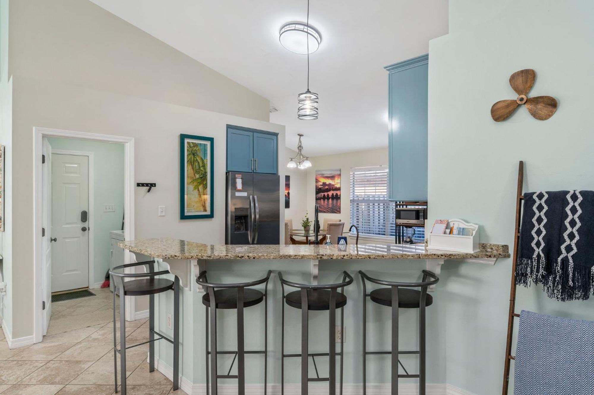 Beautiful Pet Friendly Home! Tropical Pool, Optional Golf Cart & Pool Heat, Minutes To Beach 데스틴 외부 사진