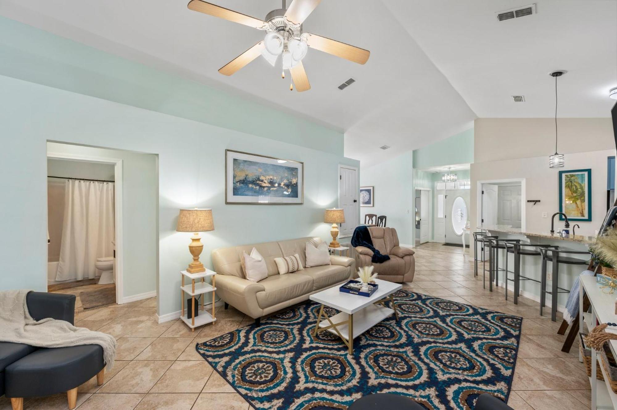 Beautiful Pet Friendly Home! Tropical Pool, Optional Golf Cart & Pool Heat, Minutes To Beach 데스틴 외부 사진