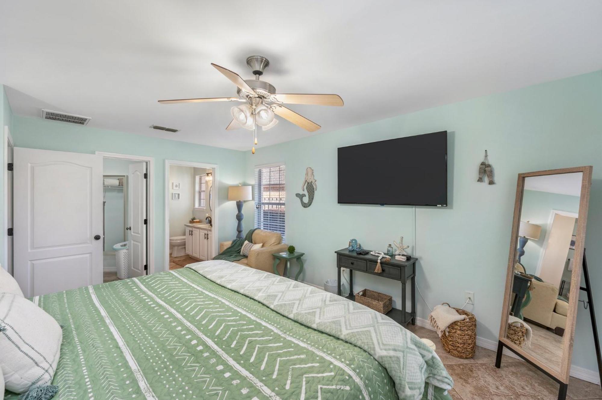 Beautiful Pet Friendly Home! Tropical Pool, Optional Golf Cart & Pool Heat, Minutes To Beach 데스틴 외부 사진